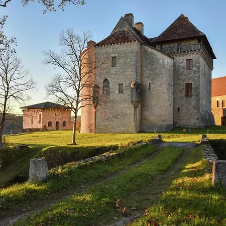 In Near Dordogne River, Cleaning Included * Montfaucon (Lot)