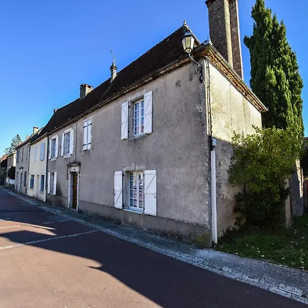 In Near Dordogne River, Cleaning Included * Montfaucon (Lot)